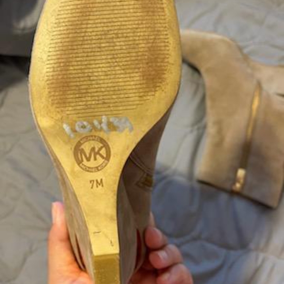 Michael kors velvet beige Boots - Picture 6 of 7